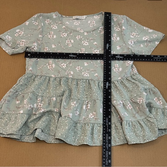 Assorted Clothing Box Mix – Great for Personal Use, Gifting,or Resale - Picture 6 of 11